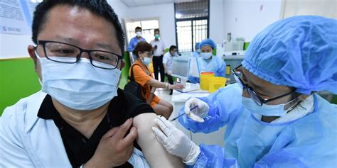 are they vaccinating in china
